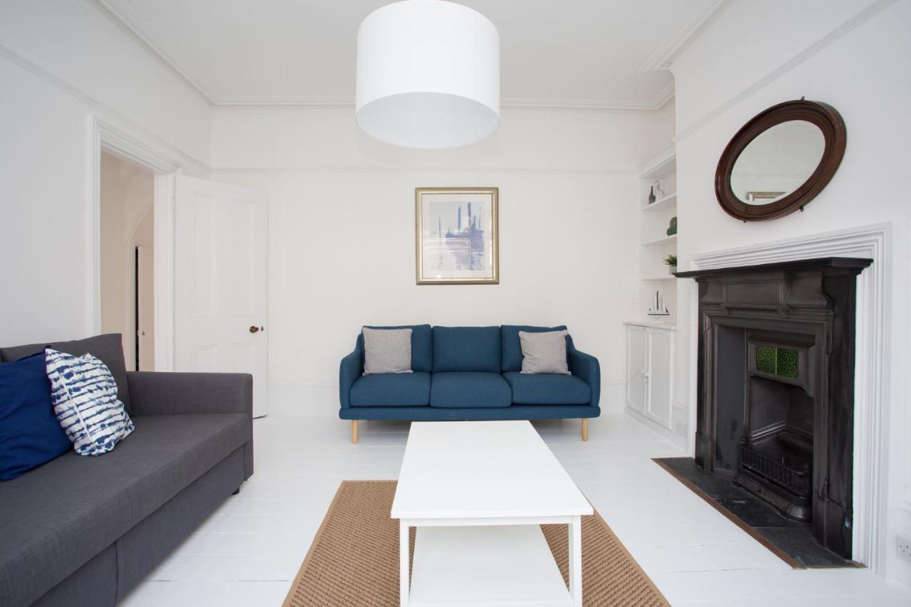 Elegant York House - On A Beach Road, Sleeps 12, With Sea Views Worthing Exterior photo