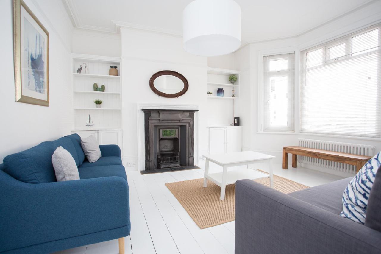 Elegant York House - On A Beach Road, Sleeps 12, With Sea Views Worthing Exterior photo
